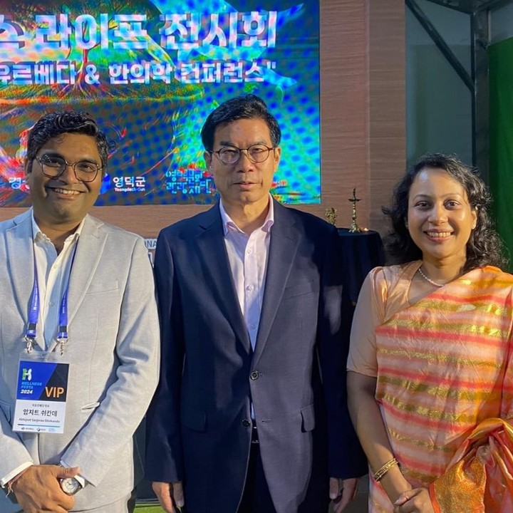 Dr. Abhijeet Shirkande and Dr. Ankita Shirkande at the International H-Wellness Festa 2024
